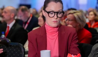 Politikk, Arbeidsliv | Tidligere Ap-statsråd Anette Trettebergstuen går til PR-bransjen