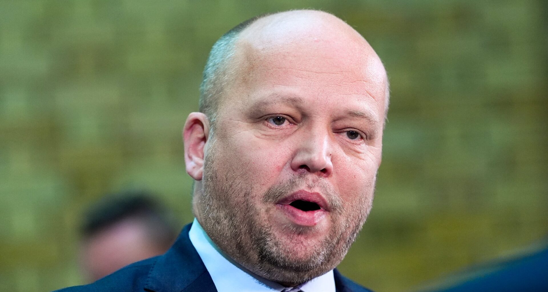 Politikk, EU | Vedum med beskjed til Støre: Innfør EU-avgift på norsk strøm og frys EØS-midlene