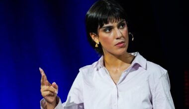 Amrit Kaur, Kommunisme | Amrit Kaur har meldt seg inn i nytt parti