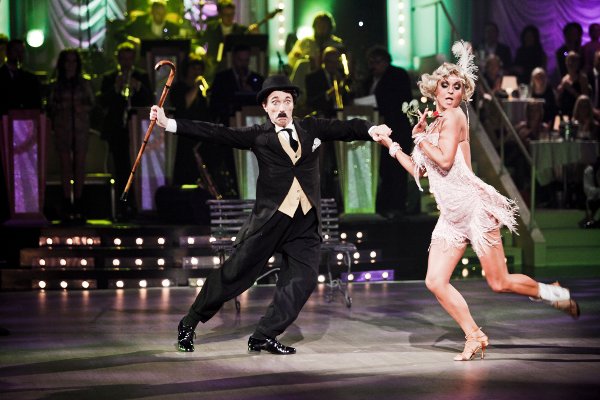 Oslo  20101127.
Åsleik Engmark og Nadya Khamitskaya danser showdans i tredje dans under finalen i 