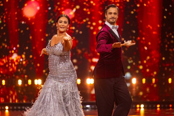 Viggo Venn og Rikke Lund opptrer under program 9 av Skal vi danse 2025.
Foto: Jesper Malthus-Andersen / TV 2