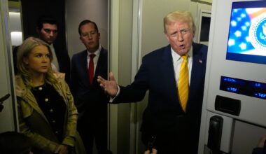 Donald Trump, Toll | Trump fjerner toll på kaffe, storfekjøtt og tomater