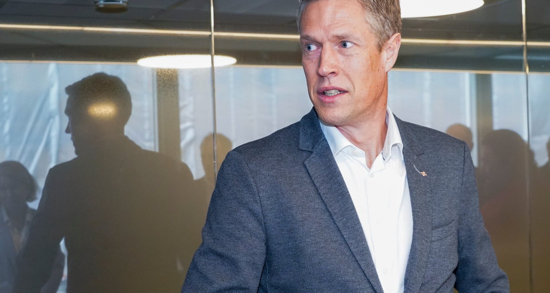 Christian Justnes, Jonas Gahr Støre