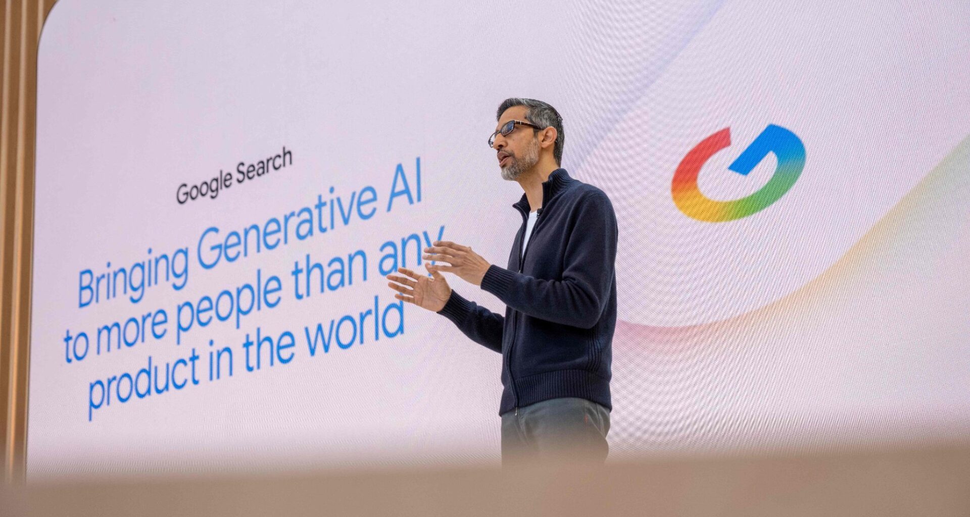 Kunstig intelligens, Google | Google-topp: Må øke KI-kapasiteten tusen ganger