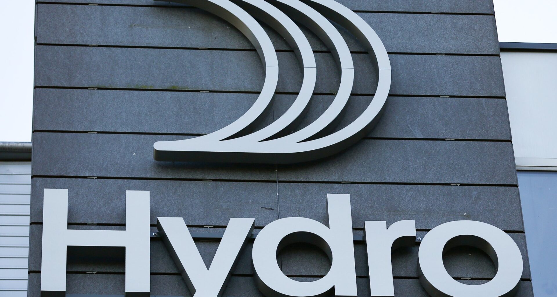 Hydro, Næringsliv | Hydro foreslår å stenge fem fabrikker i Europa