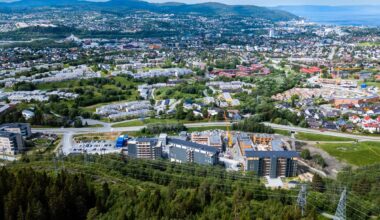 Etter hundre forfalte krav gikk selskapet konkurs