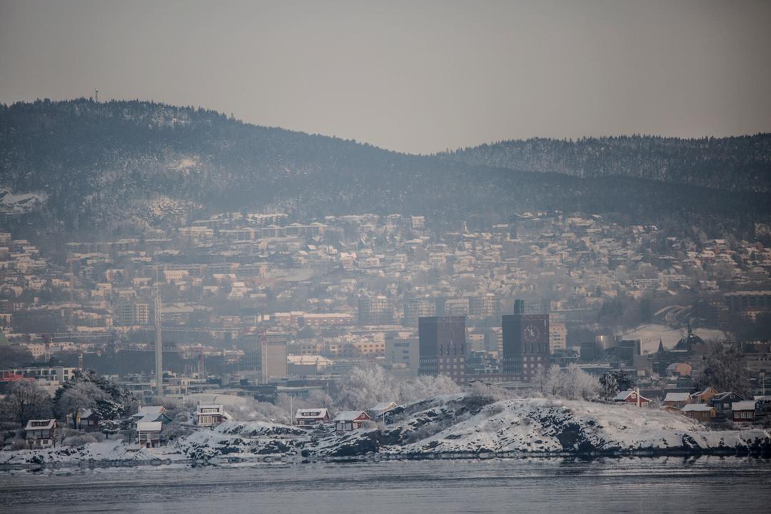 Høy luftforurensning flere steder i landet: Skyldes kulde