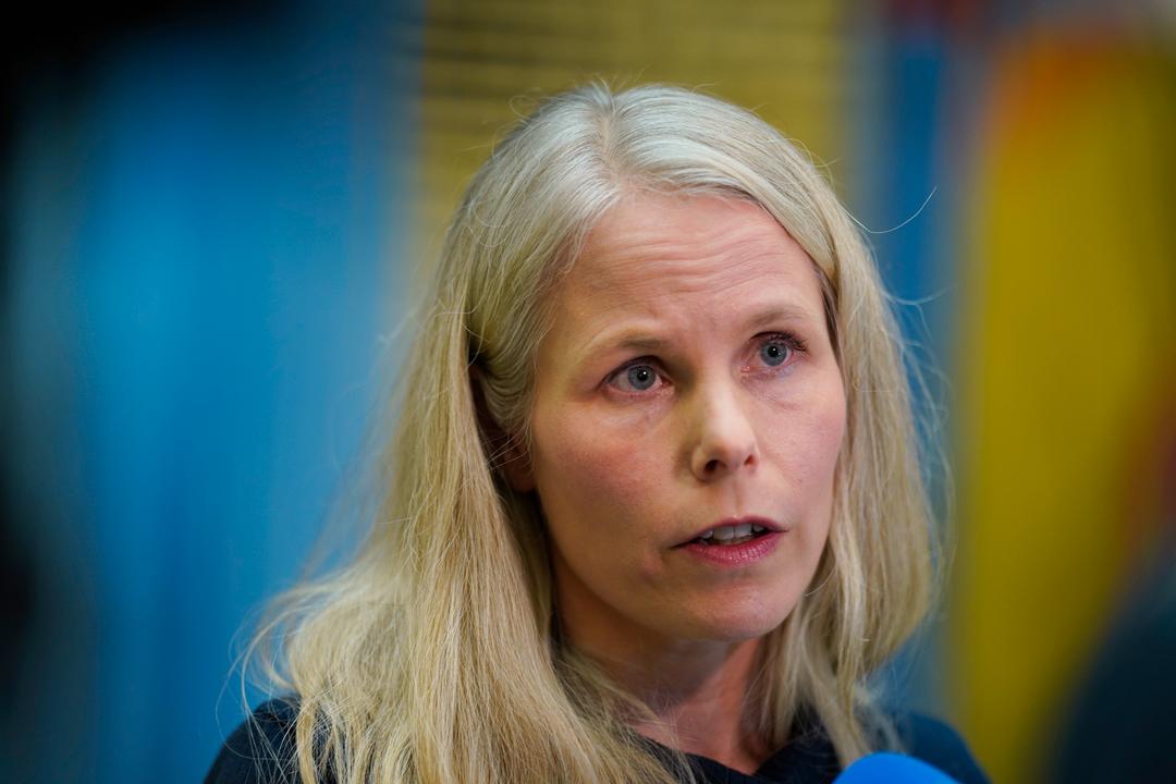 Kirsti Bergstø (SV) tar oppgjør med Jonas Gahr Støre (Ap)