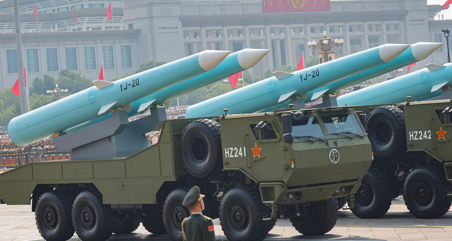 CNN gransket satellittbilder og kart fra Kina. Det de fant, kan skape uro i Vesten