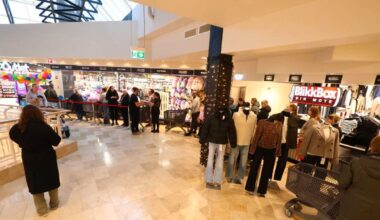 Lange køer da Sørlandets aller første åpnet dørene i dag - agderposten.no