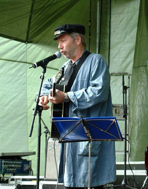 Banana Airlines, Artist | Banana Airlines-vokalist Kai Kiil er død