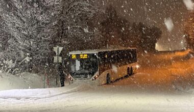 Snø og glatte veier: –⁠ Ta det med ro - VG