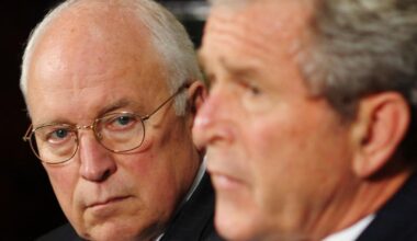 Kommentar: Krigshauken som ble Trump-kritiker - VG