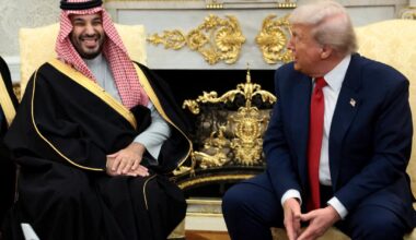 Trump i strupen på reporter etter spørsmål om drap: – Fake news