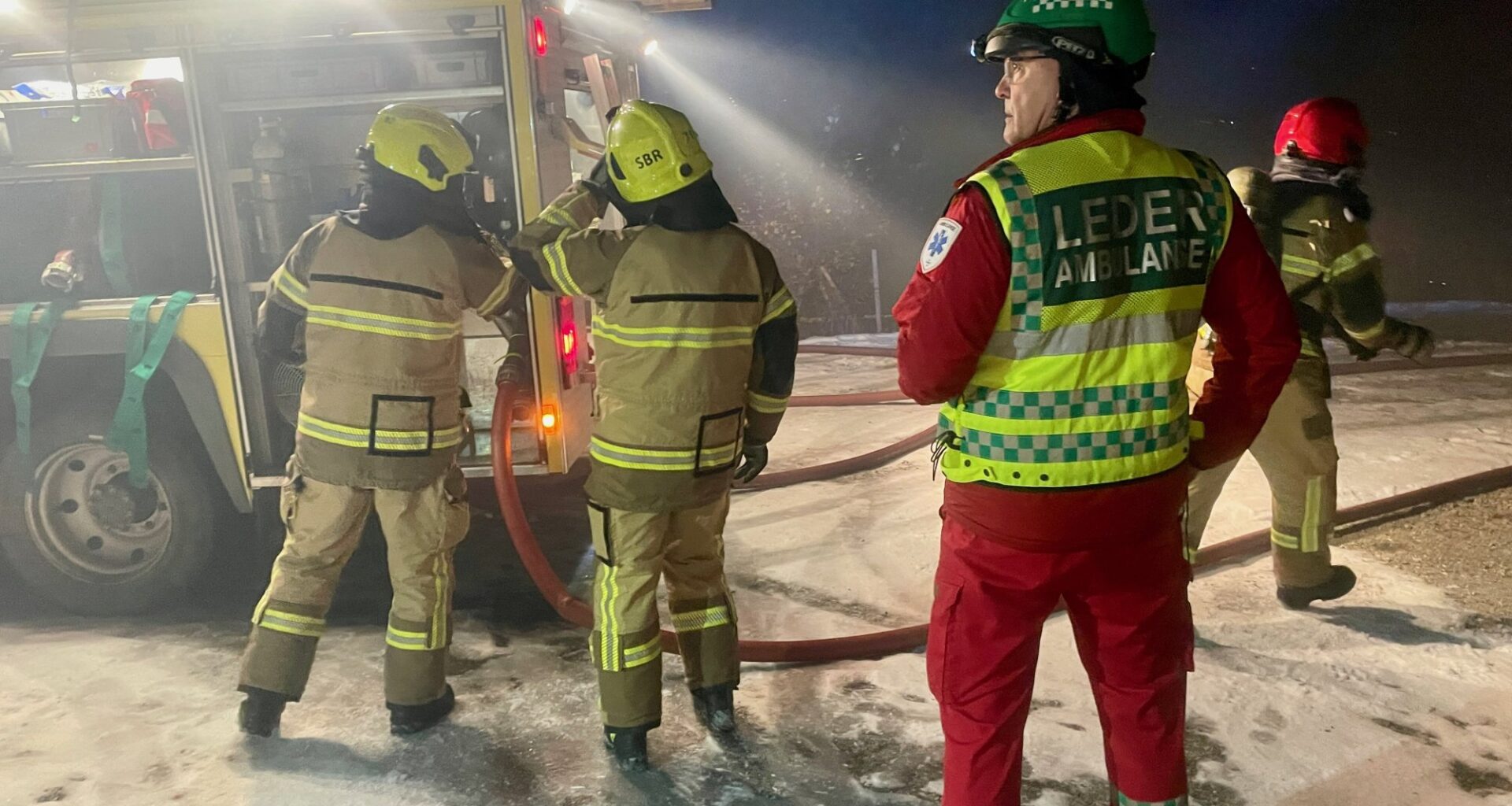 Vik, Brann | Rykkjer ut til brann på Vangsnes
