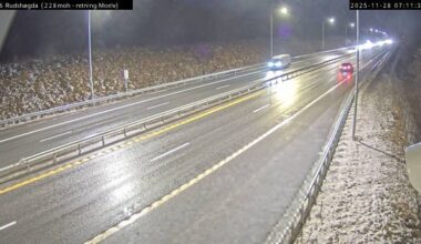 Ulykker og hendelser, Trafikk | Flere trafikkulykker: – Svært glatt - Ringsaker Blad