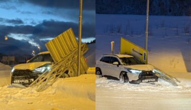 Trafikk, Breivikeidet | Har meid ned skilt på fergekaia