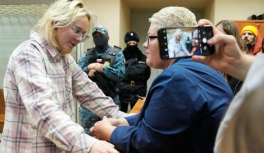 Musikkstudenten spilte «ulovlige» sanger på gata – nå er hun fengslet på ny – NRK Urix – Utenriksnyheter og -dokumentarer