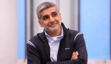 Arfan Bhatti, Zaniar Matapour | Mener Arfan Bhatti «brukte» Zaniar Matapour: – Sårbar