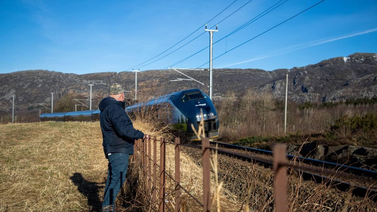 Bernt Terje Høyland på gården sin