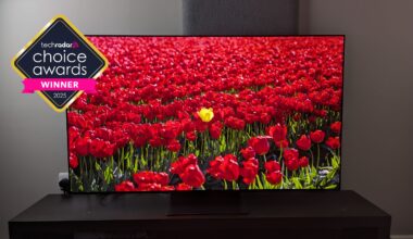 Samsung S95F er årets TV – slik slo Samsung konkurrenter som LG og Sony på OLED- og mini-LED-fronten