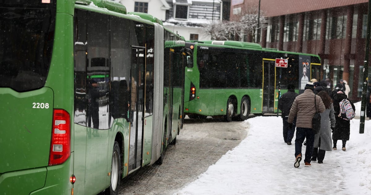 Tenåringsgutt stjal buss og kjørte rundt i flere timer i Rogaland - TV2.no