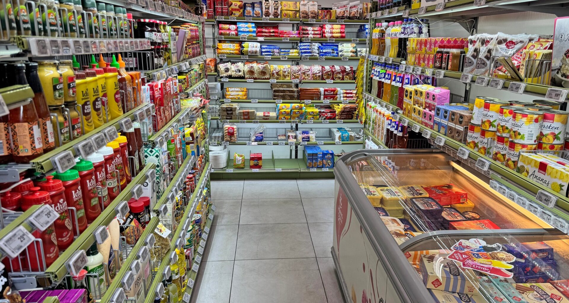 WHO og Unicef roper varsku etter oppsiktsvekkende studie: – Skader nesten alle kroppens organer - Nettavisen