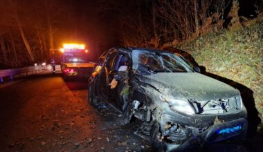 Politilogg, Utforkjøring | Bil kjørte av veien og snurret rundt - Avisen Agder