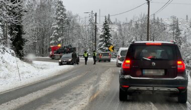 Nyhet, Lier | Trøbbel på glatte veier