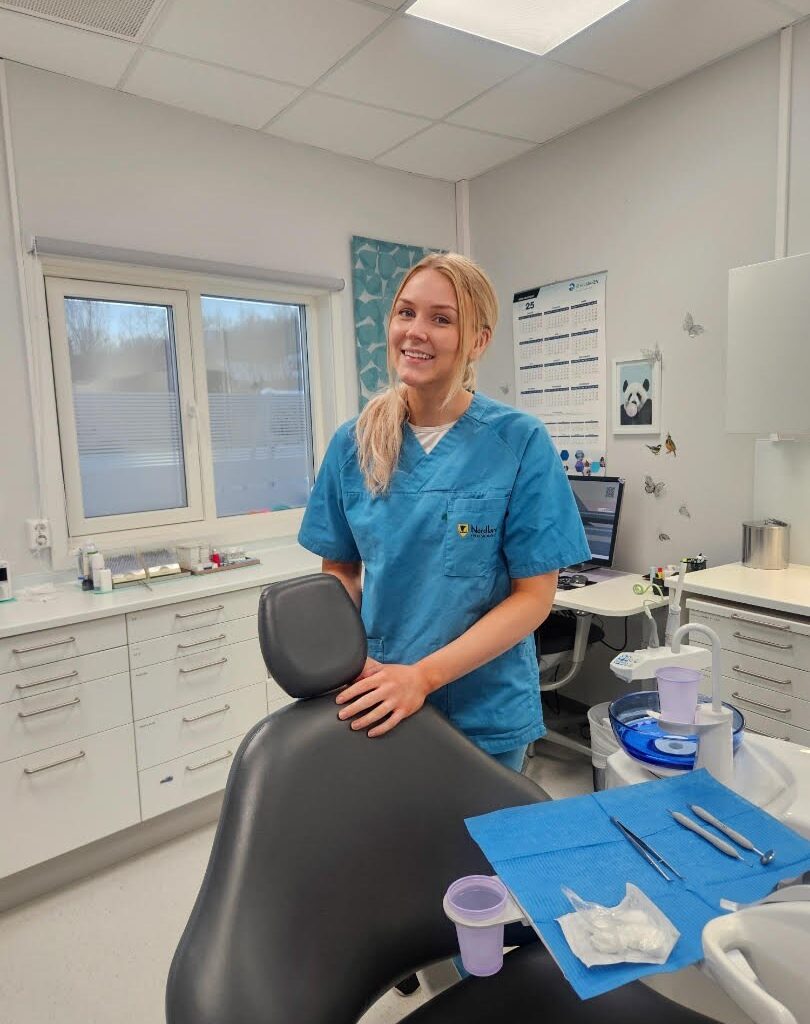 Øksnes, Nyheter | Karoline (30) tok med seg jobben til Myre: – Ønsker å være mest mulig sammen med laget - Bladet Vesterålen