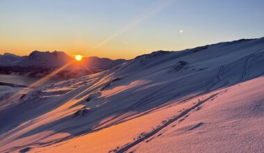 Vær, Snø | Mildværet dundrer inn: Nå kan snøen bli til slaps