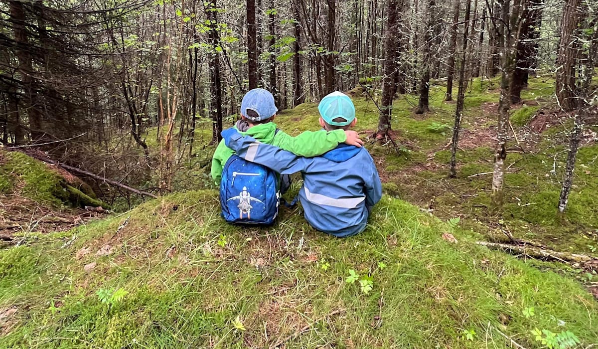 Nei, verden trenger ikke at folk tenker mer på seg selv