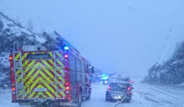 Ulykker, Trafikk | Kollisjon mellom to biler