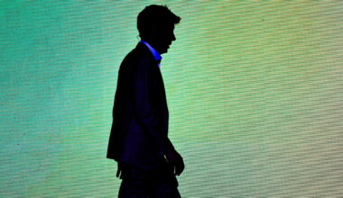 KI-utviklingen er ikke uunngåelig. Karen Hao argumenterer overbevisende for at dette bare kunne skjedd med akkurat Sam Altman og akkurat Open AI.