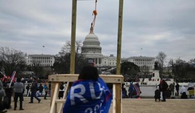 En stormakt begår selvmord