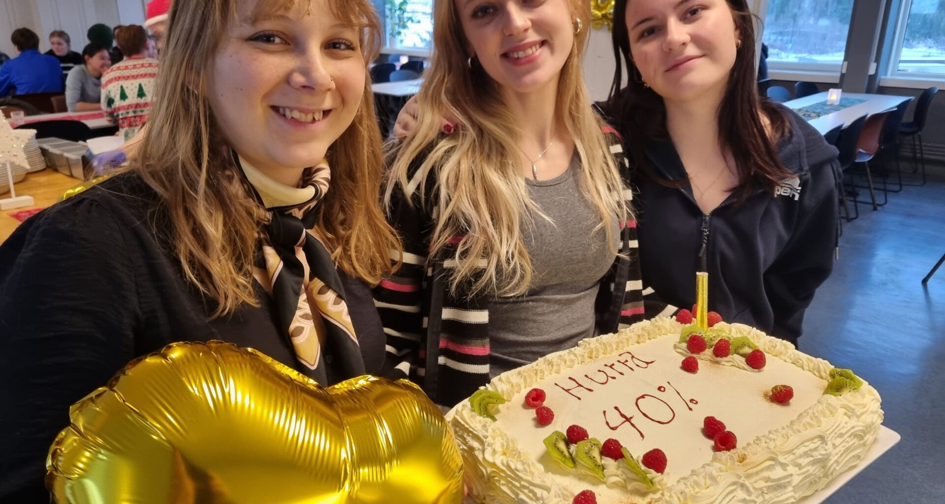 Vefsn, Vefsn Folkehøgskole | Kakefest etter u-sving: – Dette skal være for alle