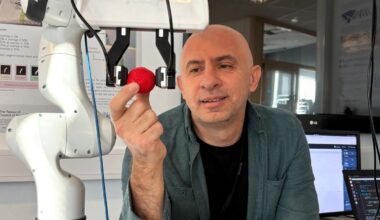 Denne roboten «føler» som en menneskehånd