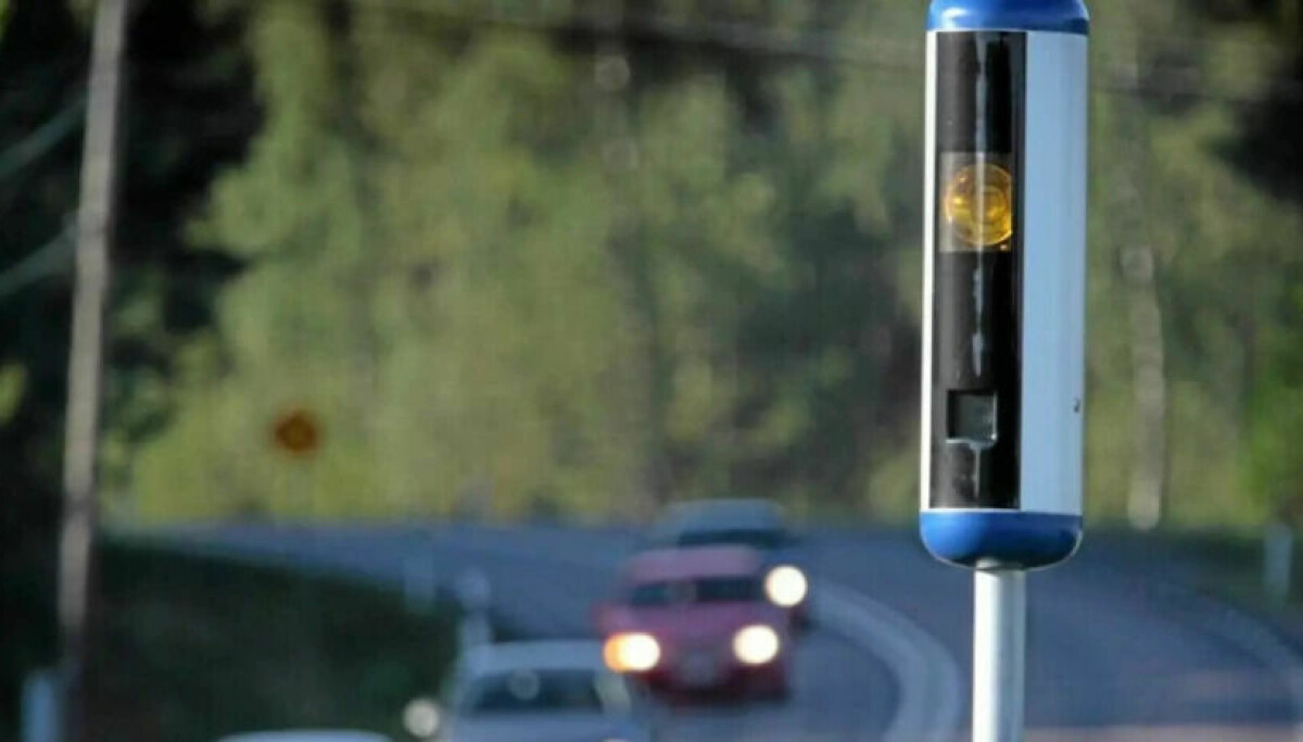 Stakk av med hele fotoboksen