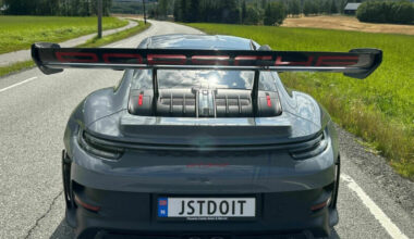 – Til og med bestemor snur seg