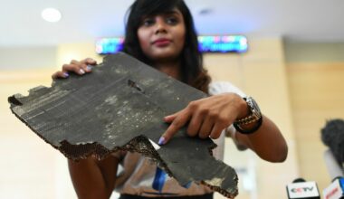 Lover 70 millioner dollar for å finne savnet fly