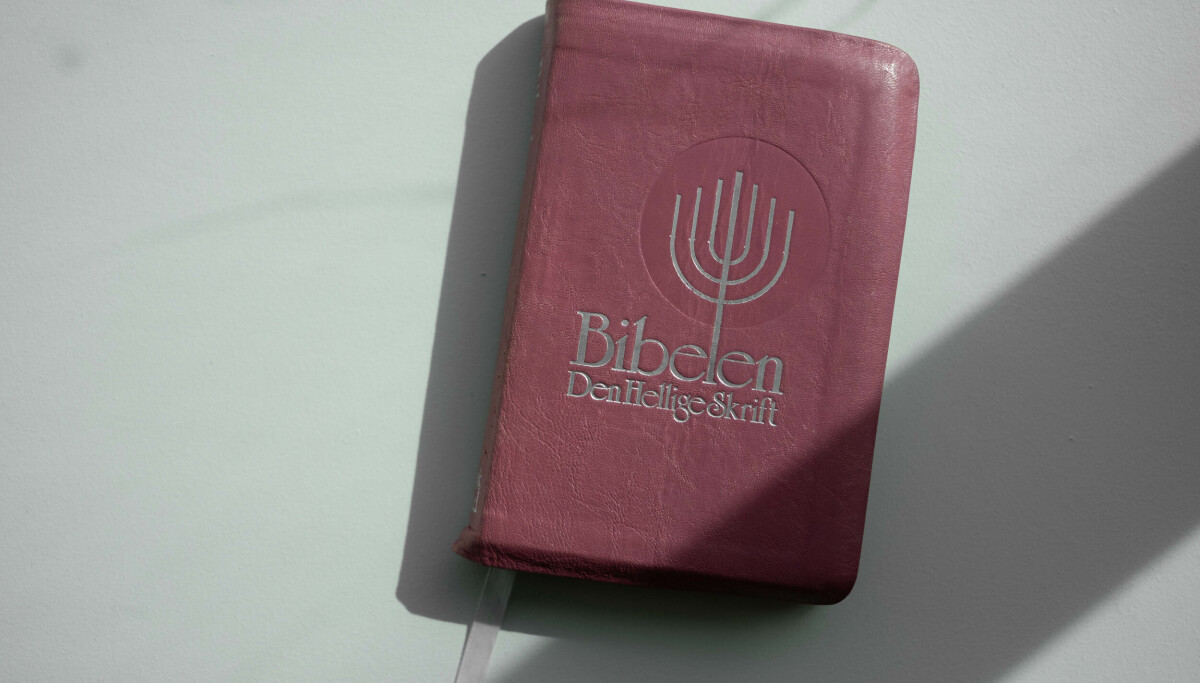 Forbyr turister å ta med bibler inn i landet