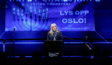 Tente Hanukka-lys i Oslo