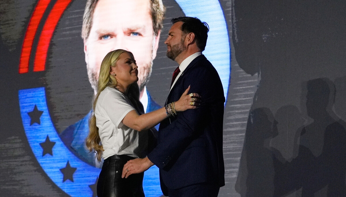 Enken etter Charlie Kirk støtter Vance som presidentkandidat