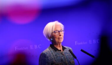 Eurosonen: Uventet økning i inflasjonen