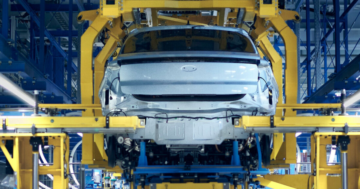 Advarer: I fritt fall