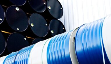 Nye angrep og skuffende samtaler løfter oljeprisen