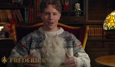 Flere mener at en karakter i Nissene i skjul er en parodi på Coach Engh