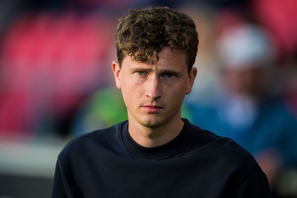 250825 IFK Norrköpings tränare Martin Falk under fotbollsmatchen i Allsvenskan mellan Öster och IFK Norrköping den 25 augusti 2025 i Växjö. 
Foto: Suvad Mrkonjic / BILDBYRÅN / COP 170 / SM0405