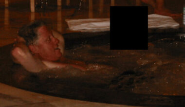 Frigir tusenvis av Epstein-dokumenter - men ikke alt