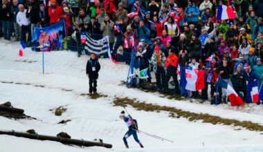 Herjet foran rekordpublikum